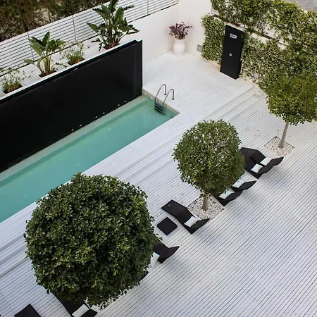 White Hotel-3